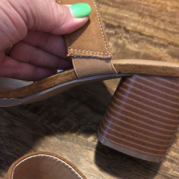 Amazon Essential Slip on PU Suede Sandals camel - Picture 6 of 7